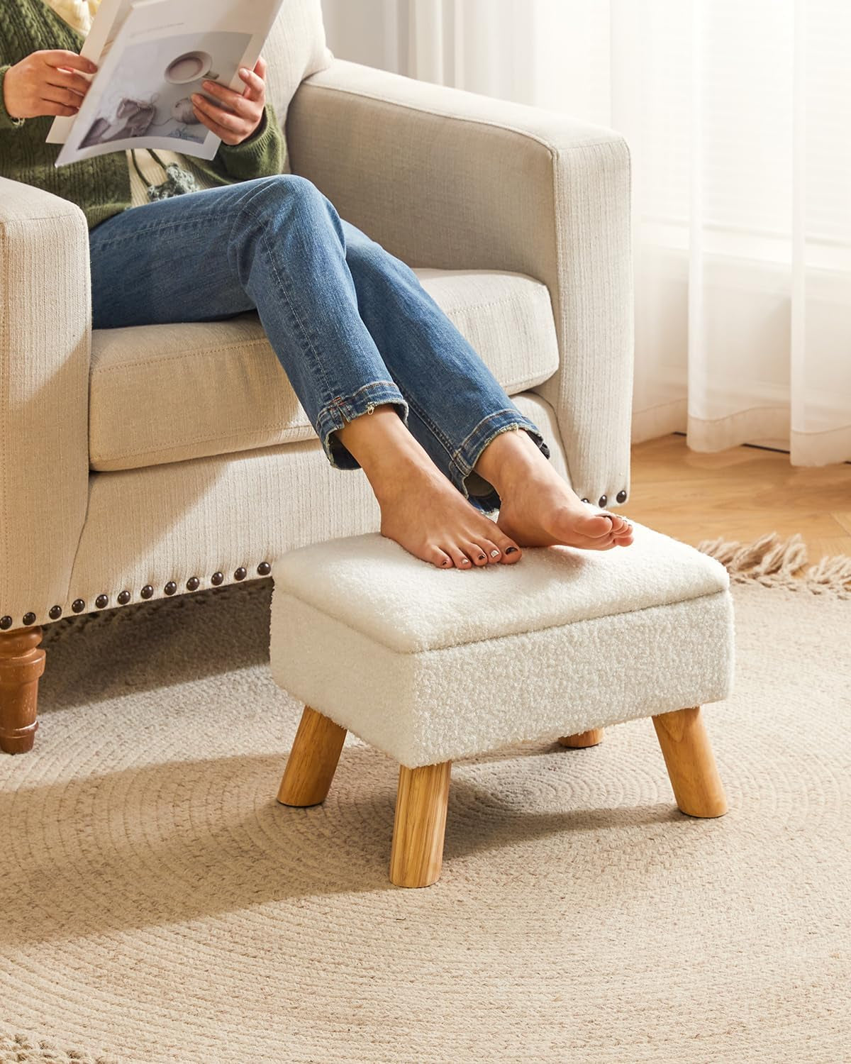 Footstool with Storage, Small Foot Stool Ottoman with Sturdy Wood Legs Stool, Foot Rest with Padded Seat, for Living Room Bedroom Couch Enterway 40 ×30 ×28CM White HBD042W