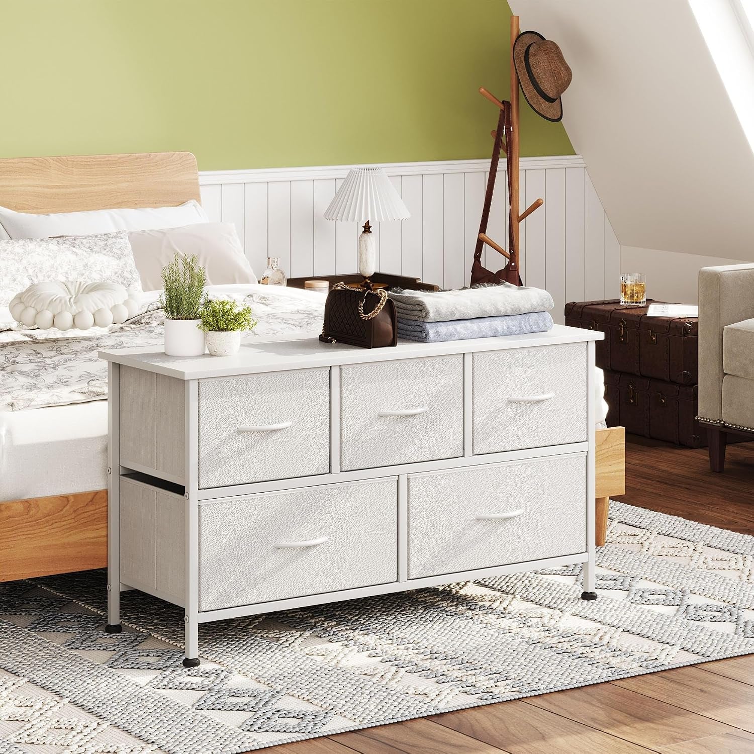Chest of Drawers with 5 Drawers, White Fabric Dresser with Wood Top for Bedroom, Living Room, Large Storage Space