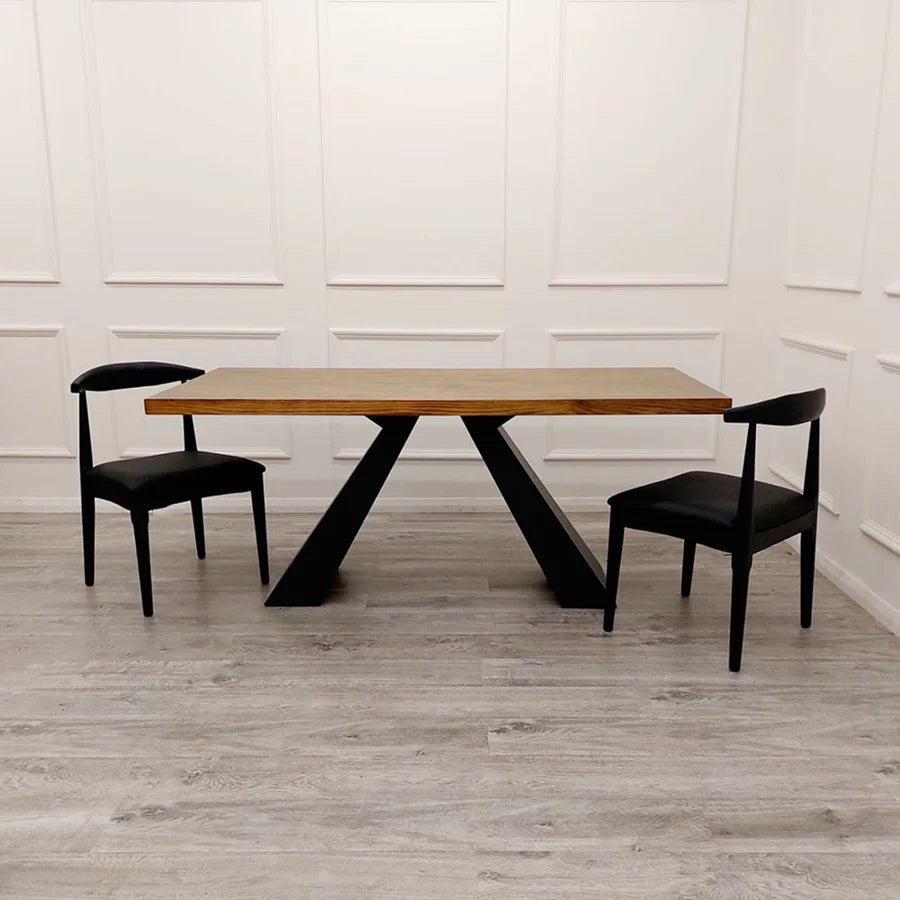 Axel 1.8m Small Oak Dining Table With 4 Chairs