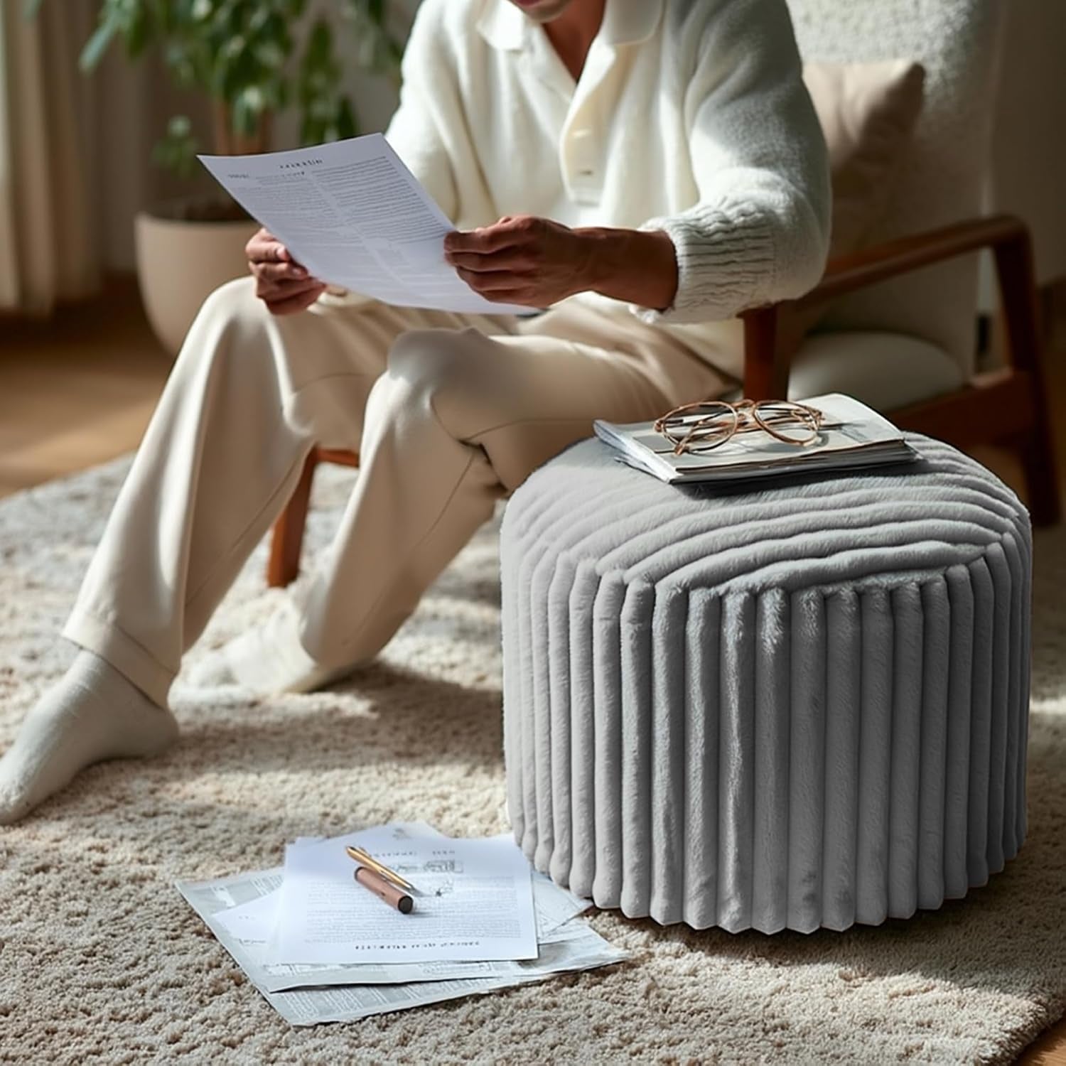 Round Footstool Bean Bag, Faux Fur Pouffe, Grey | Pouf with Foam Chunk Filling, Ottoman Stuffed round for Foot Rest, Dressing Table Stool, 38X50 Cm Footstool for Living Room